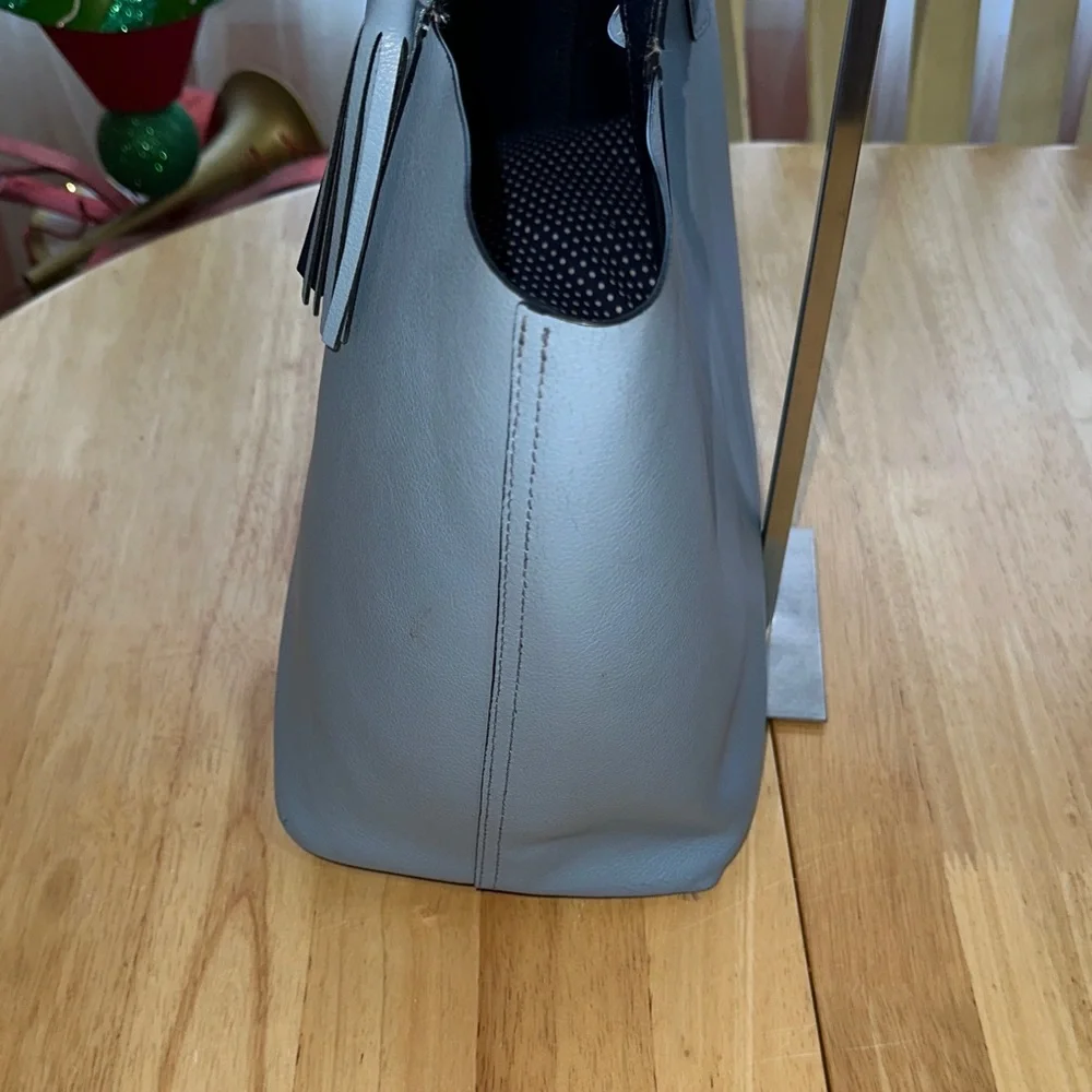 Kate Spade Reversible, Two Tote Blue Bag - Picture 4 of 16